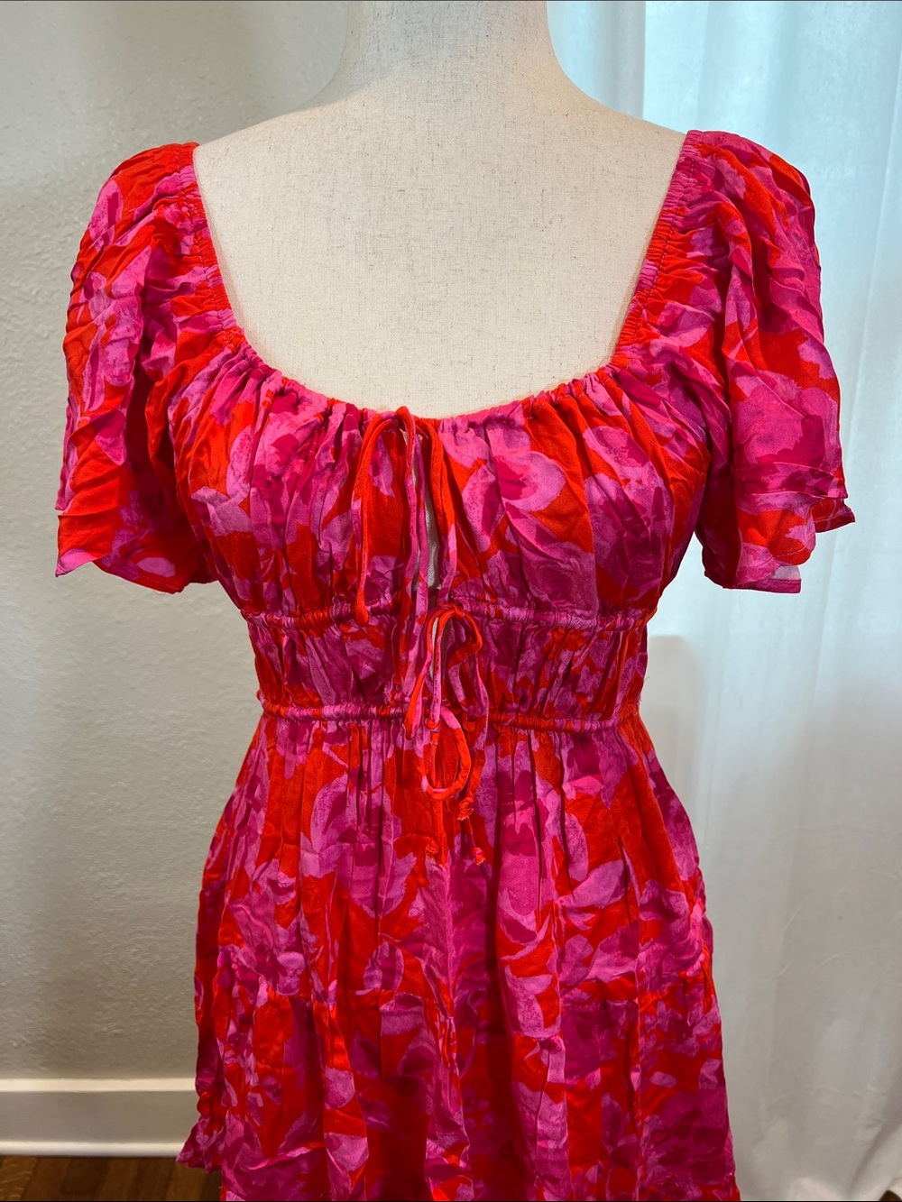Olivaceous Red & Fuchsia Floral Mini Dress. Size M. NWT. - Picture 5 of 8